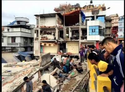 Earthquake of 7.9 magnitude shakes Nepal, more than 1800 people.